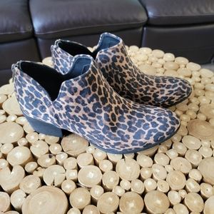 b.o.c Ankle Boots Size 9